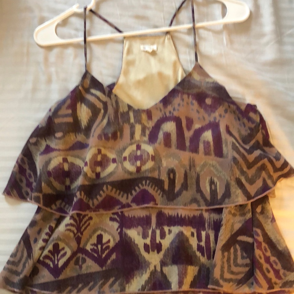 En Crème tiered tank